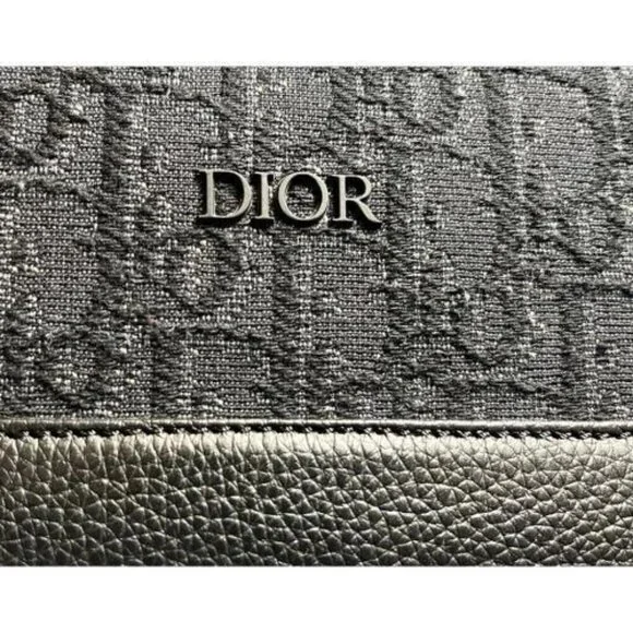 CHRISTIAN DIOR MONOGRAM TOTE BAG - Picture 10 of 16